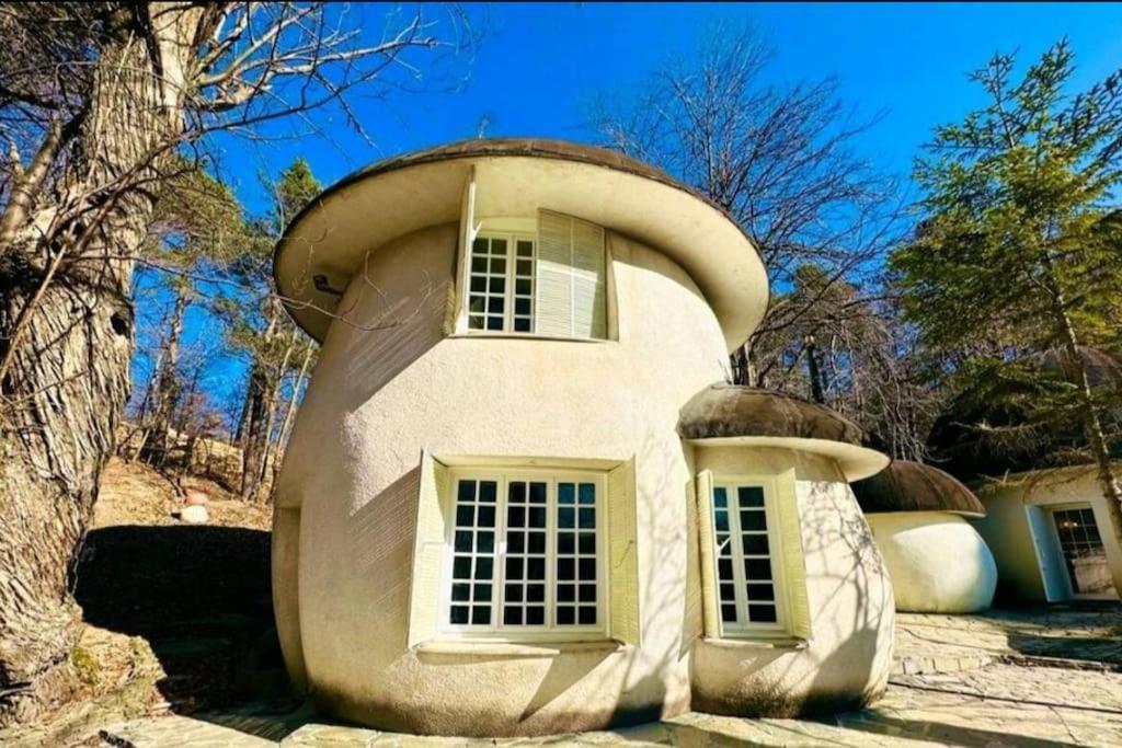 Il Villaggio Dei Puffi Bardineto 外观 照片