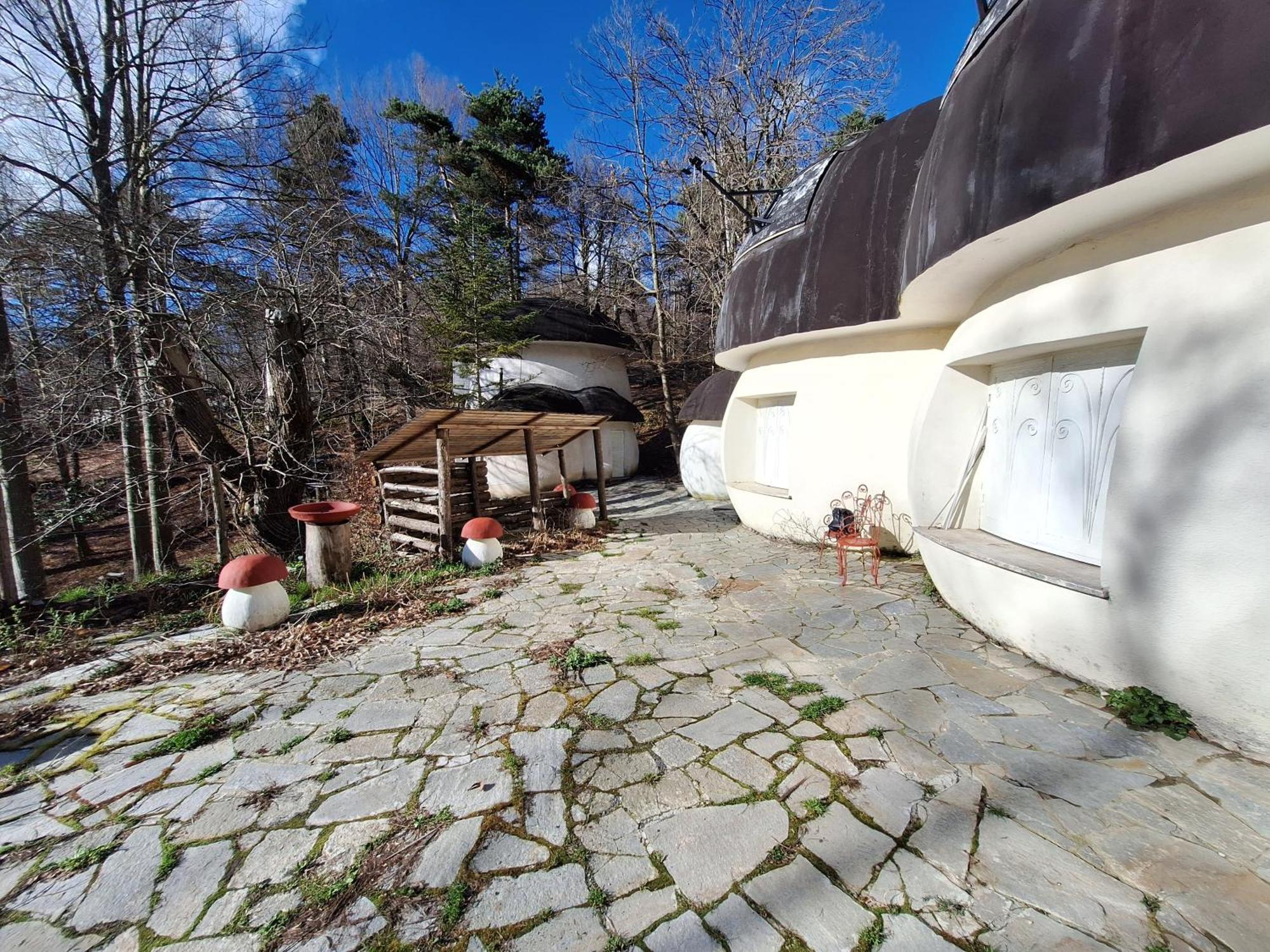 Il Villaggio Dei Puffi Bardineto 外观 照片